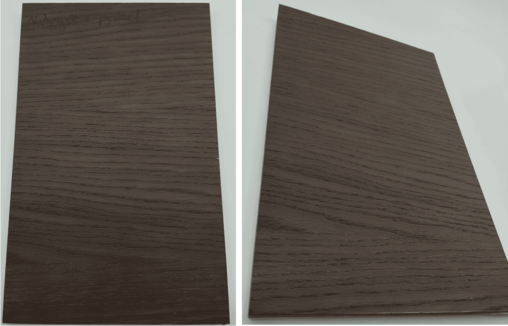 Efekt końcowy po bejcowaniu i nałożeniu dwóch warstw lakieru bezbarwnego DE45030 Hesse Lignal. Metoda natrysku z roztarciem pędzlem.