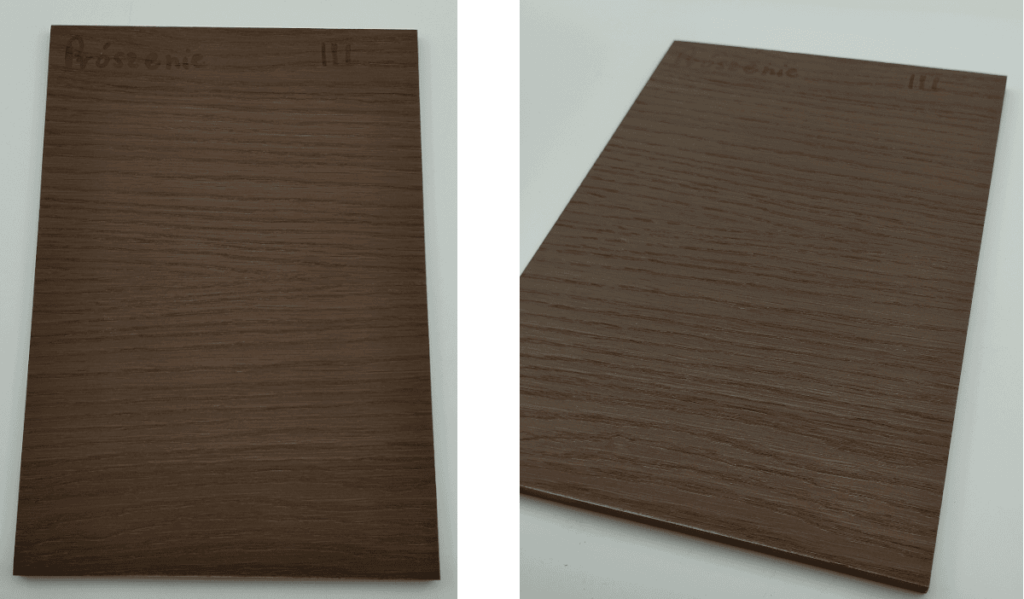 Efekt końcowy po bejcowaniu i nałożeniu dwóch warstw lakieru bezbarwnego DE45030 Hesse Lignal. Metoda prószenia.